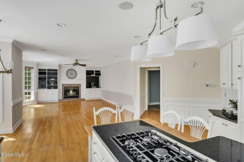 73 Robinwood Drive Clifton Park NY 12065