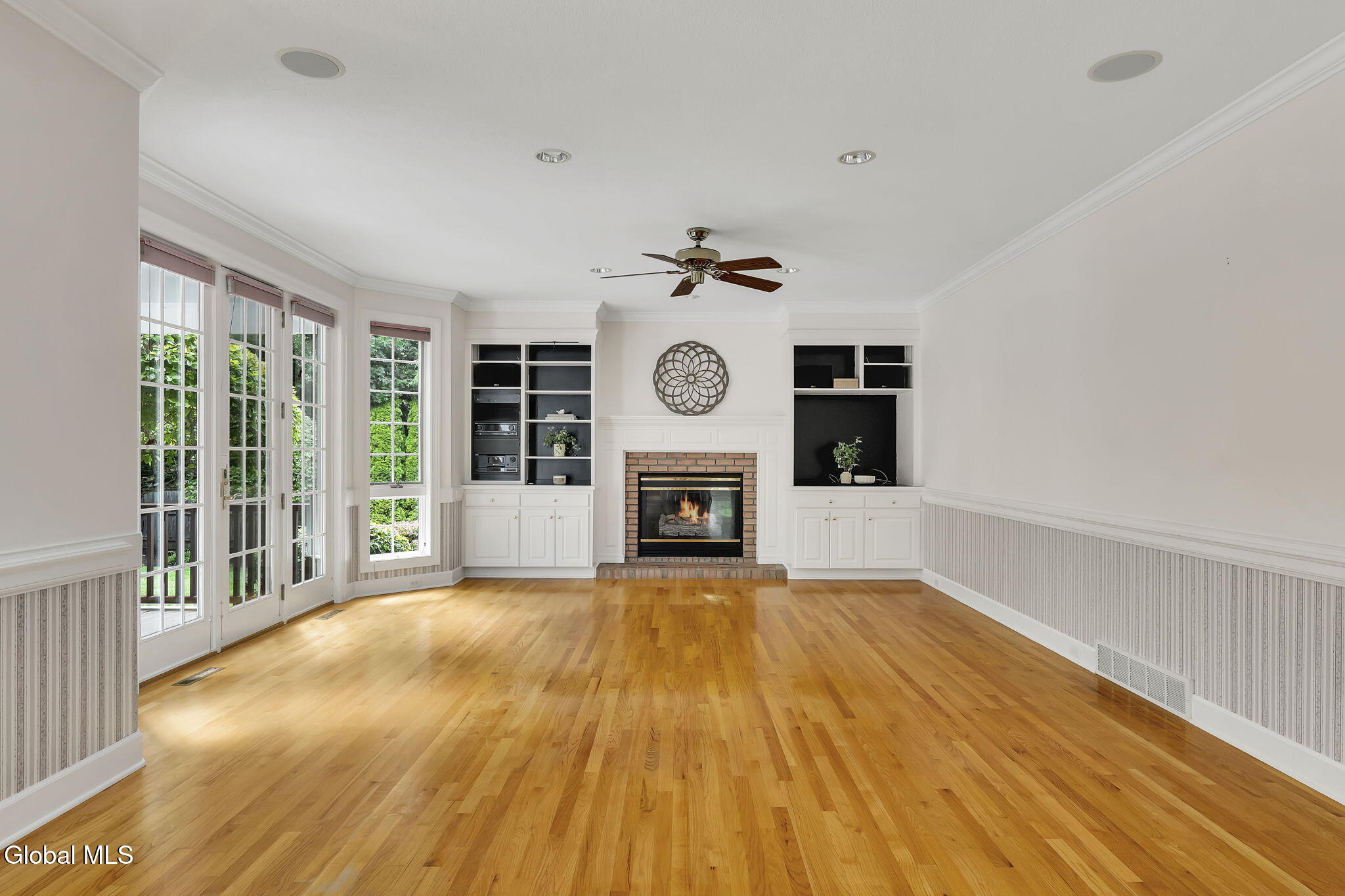 73 Robinwood Drive Clifton Park NY 12065