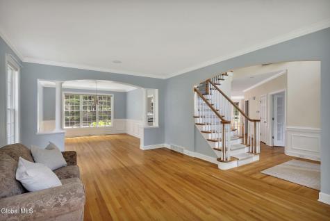 73 Robinwood Drive Clifton Park NY 12065