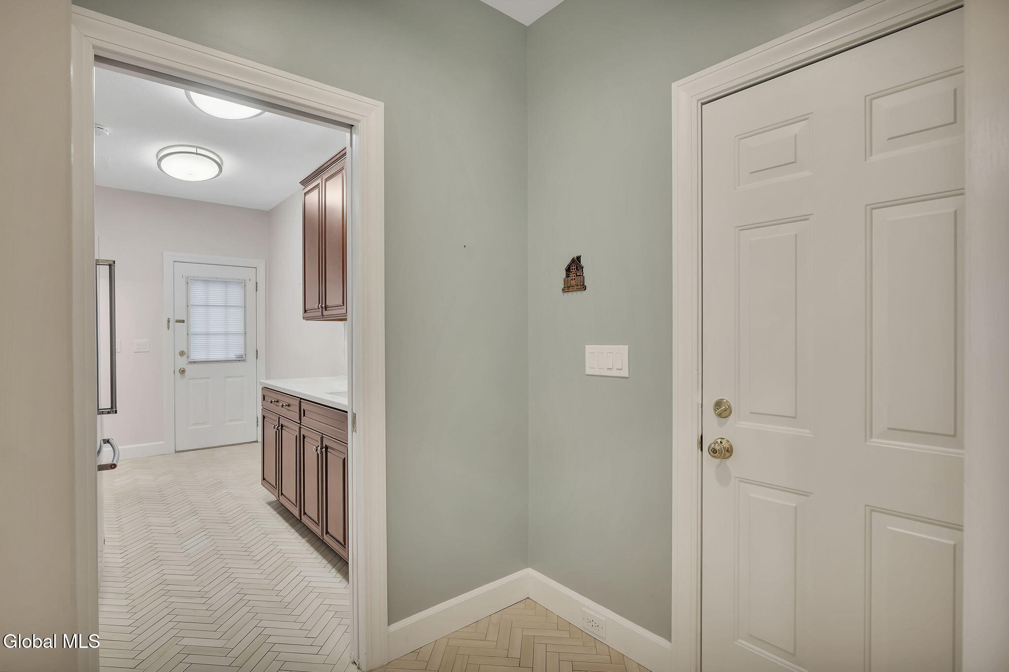 73 Robinwood Drive Clifton Park NY 12065