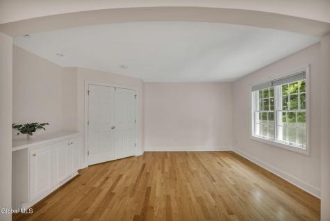 73 Robinwood Drive Clifton Park NY 12065