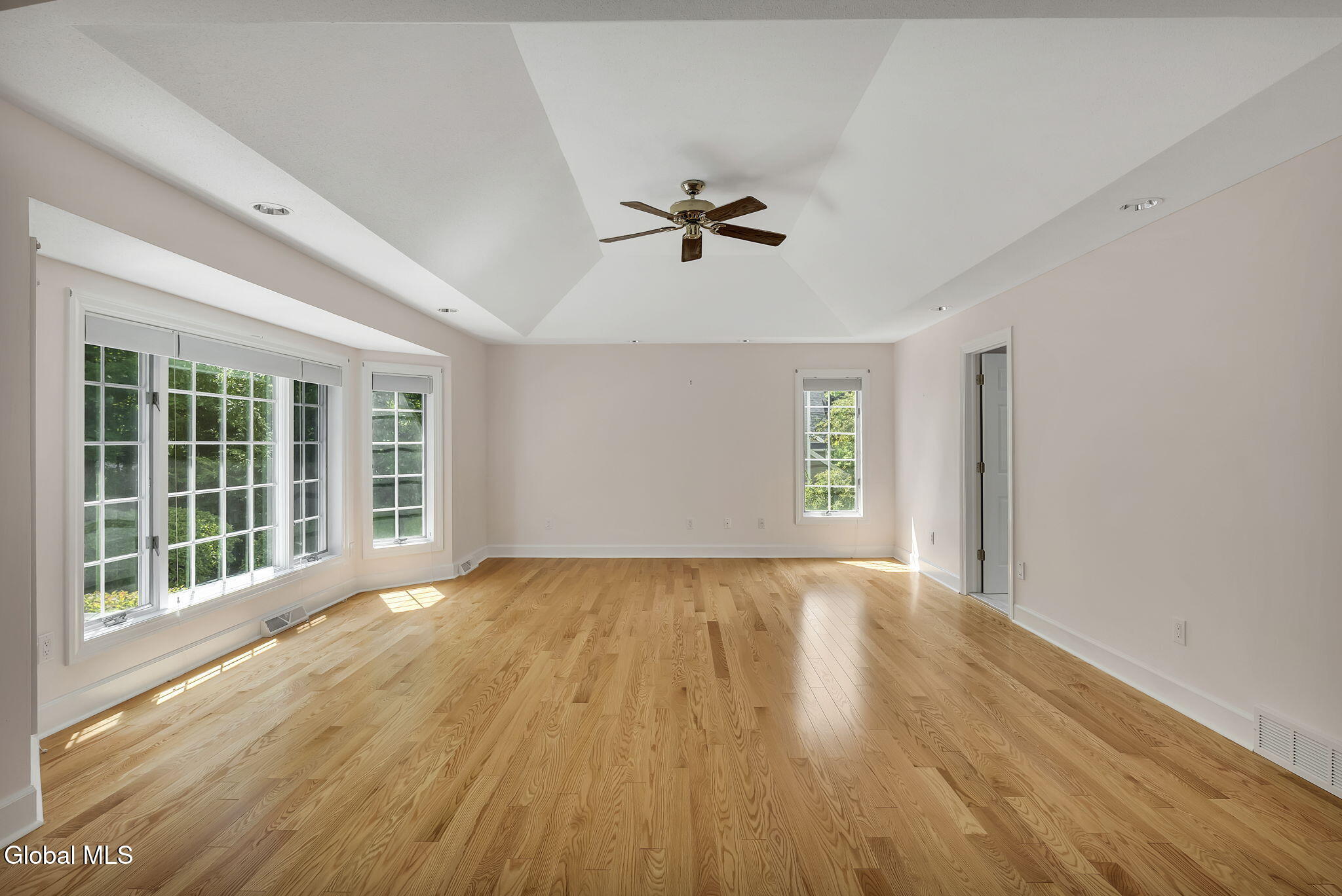 73 Robinwood Drive Clifton Park NY 12065