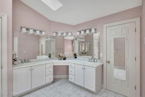 73 Robinwood Drive Clifton Park NY 12065