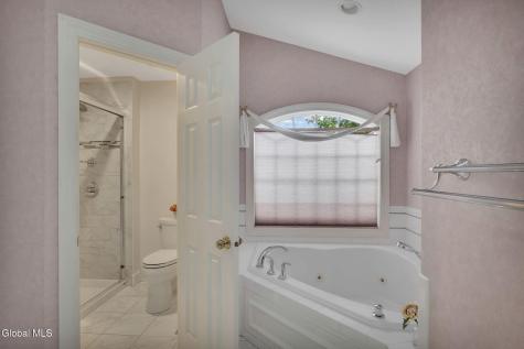 73 Robinwood Drive Clifton Park NY 12065