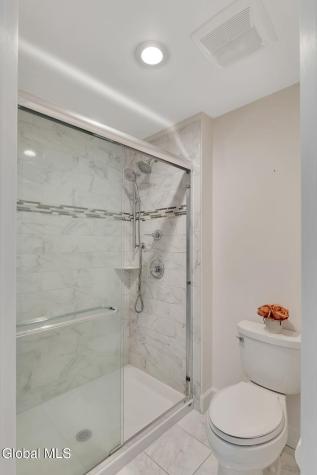 73 Robinwood Drive Clifton Park NY 12065