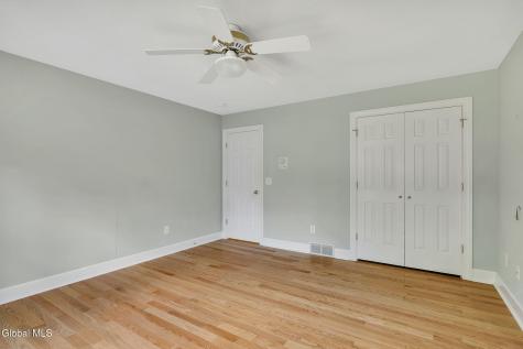 73 Robinwood Drive Clifton Park NY 12065