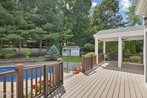 73 Robinwood Drive Clifton Park NY 12065