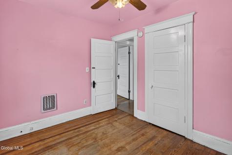 706 2nd Street Watervliet NY 12189