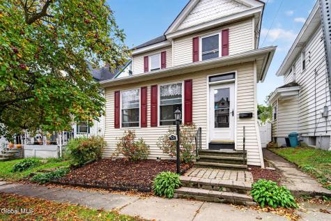706 2nd Street Watervliet NY 12189