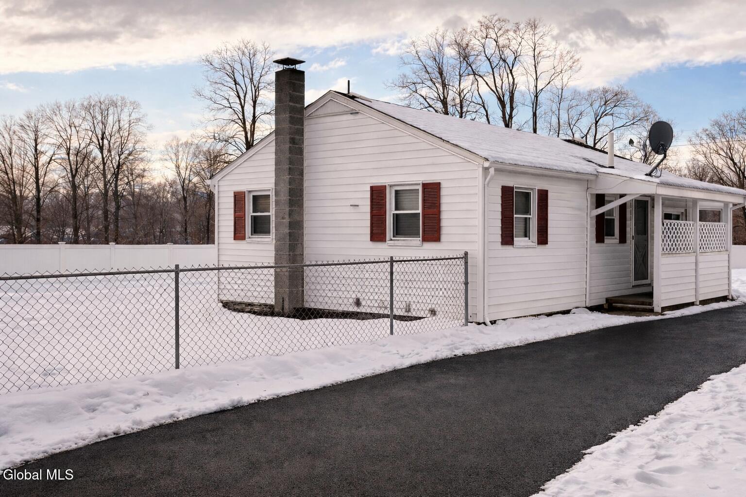 2427 3rd Avenue Schenectady NY 12303