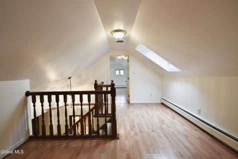 2527 Barton Avenue Rotterdam NY 12306