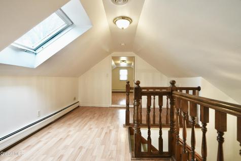 2527 Barton Avenue Rotterdam NY 12306