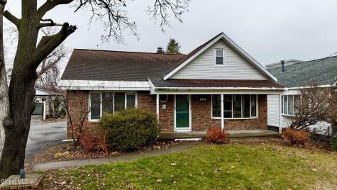 2527 Barton Avenue Rotterdam NY 12306