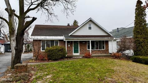 2527 Barton Avenue Rotterdam NY 12306