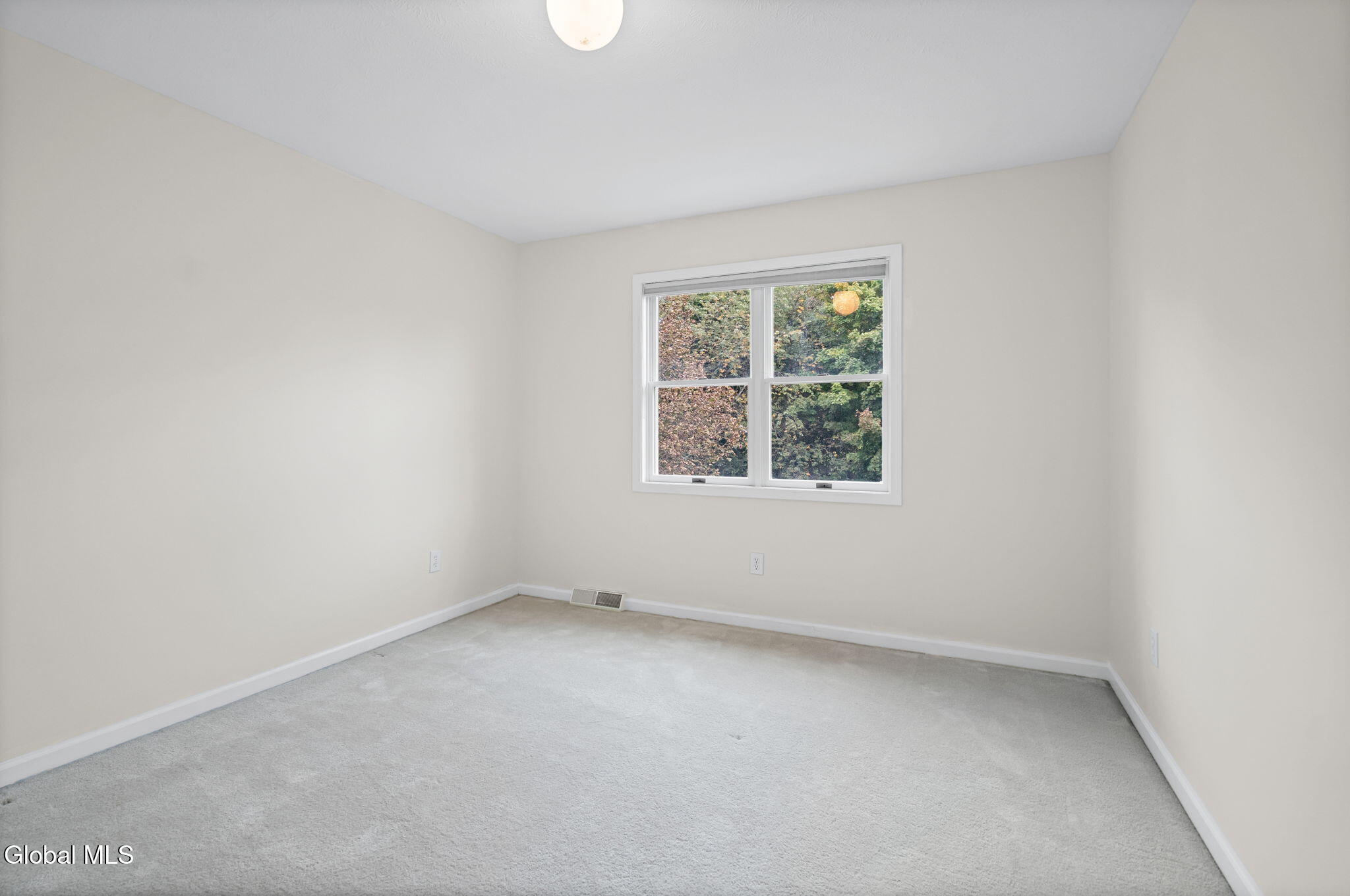 3 Windmill Way Cohoes NY 12047