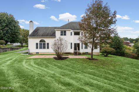 3 Windmill Way Cohoes NY 12047