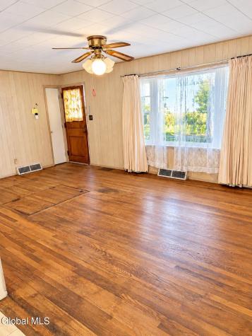 256 Perry Street Schenectady NY 12306