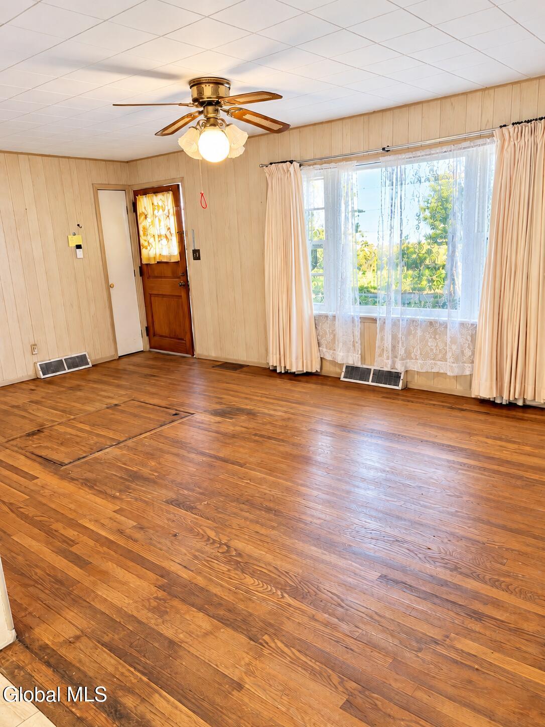 256 Perry Street Schenectady NY 12306