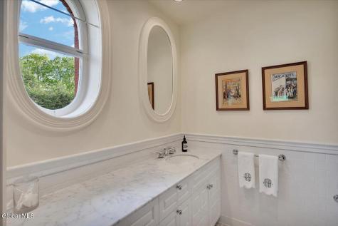 795 N Broadway Saratoga Springs NY 12866