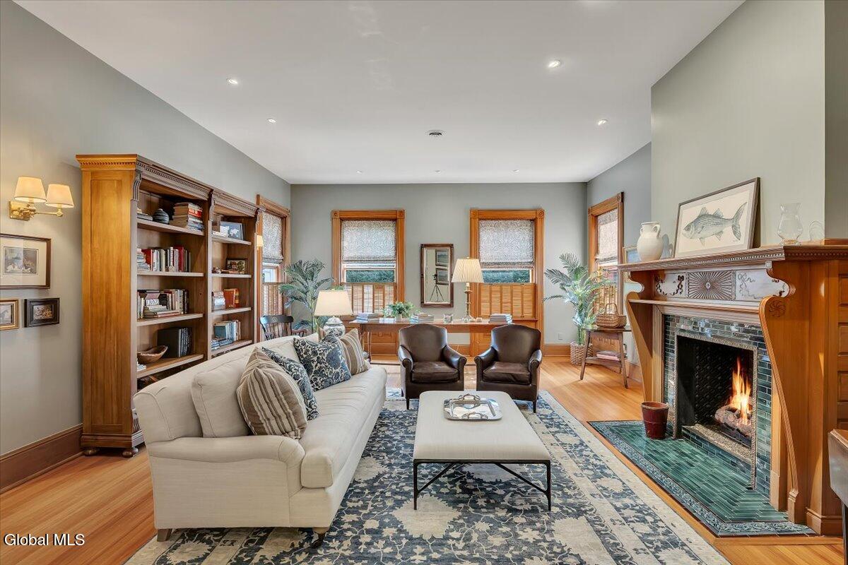 795 N Broadway Saratoga Springs NY 12866