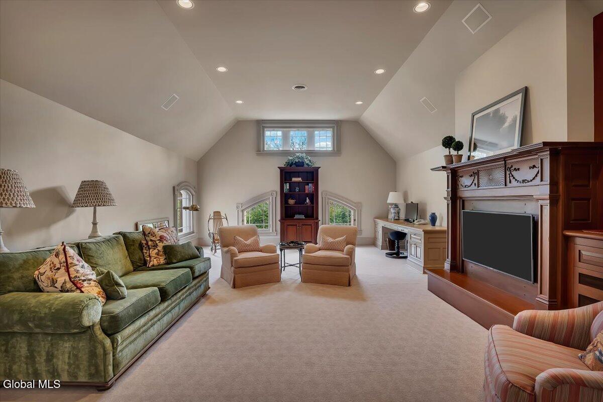 795 N Broadway Saratoga Springs NY 12866
