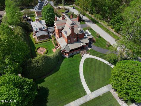 795 N Broadway Saratoga Springs NY 12866