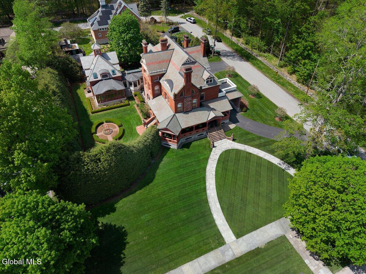 795 N Broadway Saratoga Springs NY 12866