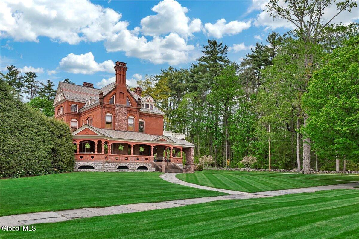795 N Broadway Saratoga Springs NY 12866