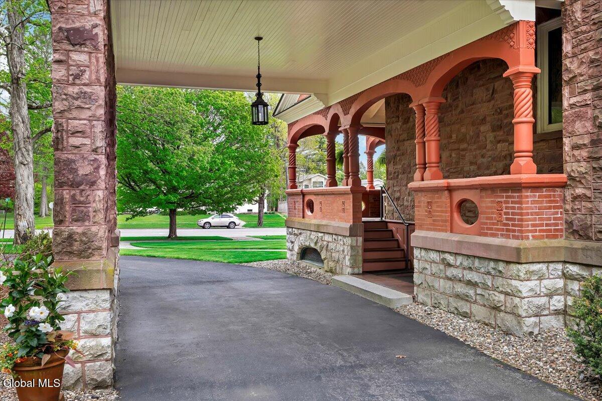 795 N Broadway Saratoga Springs NY 12866