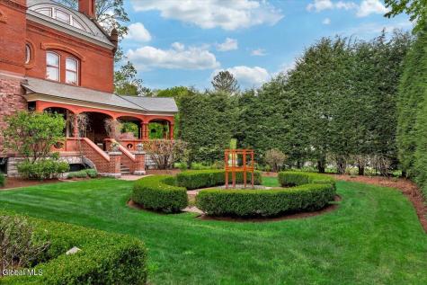 795 N Broadway Saratoga Springs NY 12866