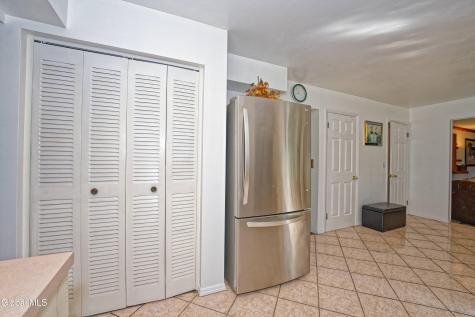 12 Lynnwood Drive Loudonville NY 12211