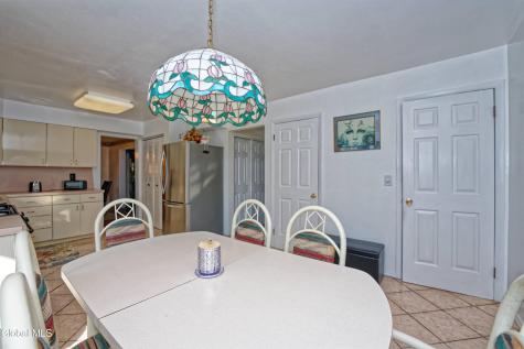 12 Lynnwood Drive Loudonville NY 12211