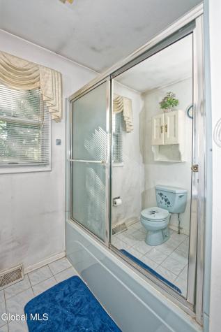 12 Lynnwood Drive Loudonville NY 12211