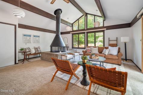 29 Richland Drive Schenectady NY 12302