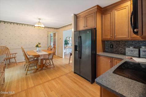 29 Richland Drive Schenectady NY 12302