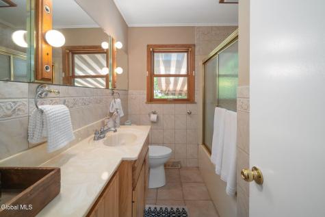 29 Richland Drive Schenectady NY 12302