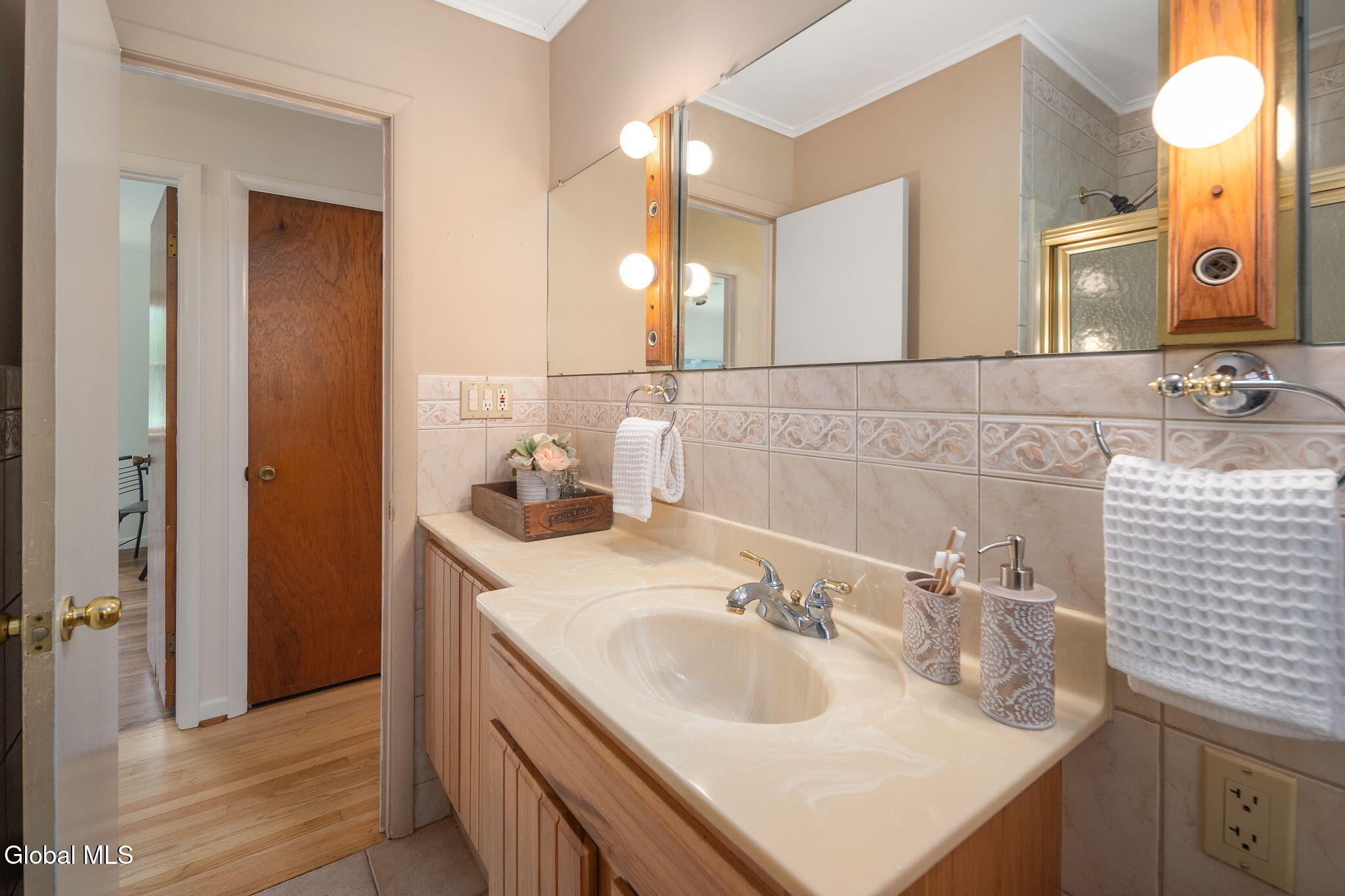 29 Richland Drive Schenectady NY 12302