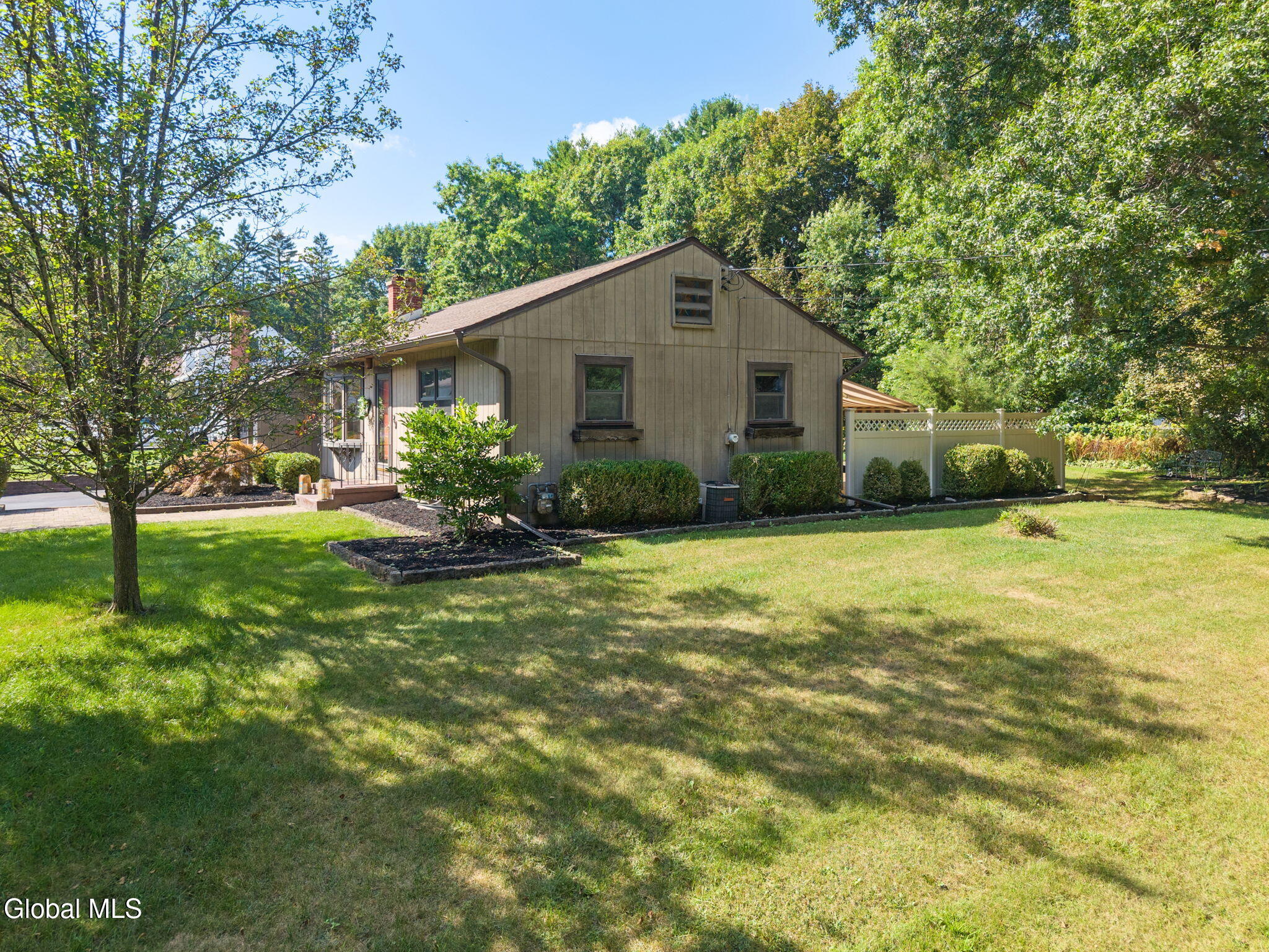 29 Richland Drive Schenectady NY 12302