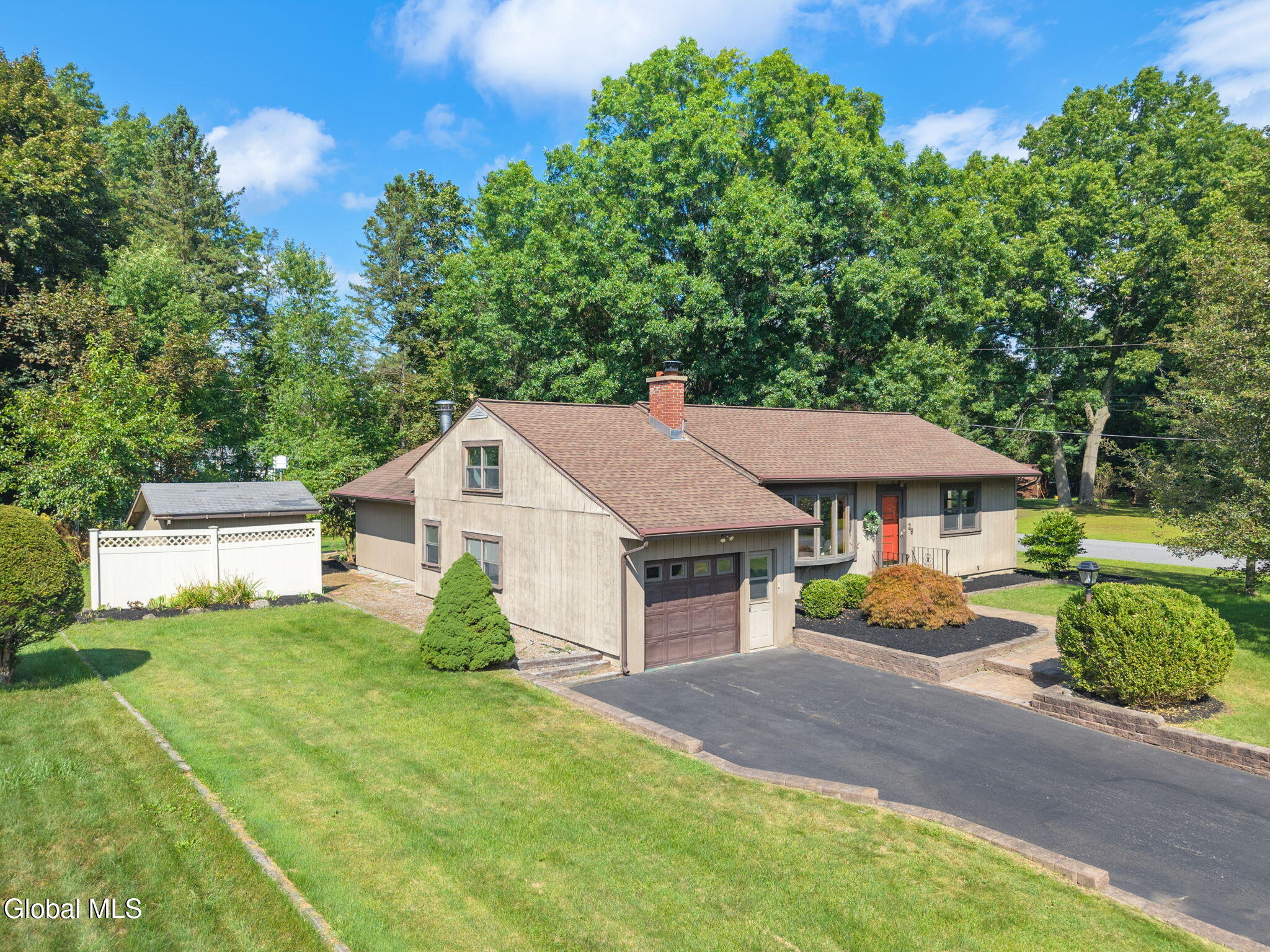 29 Richland Drive Schenectady NY 12302