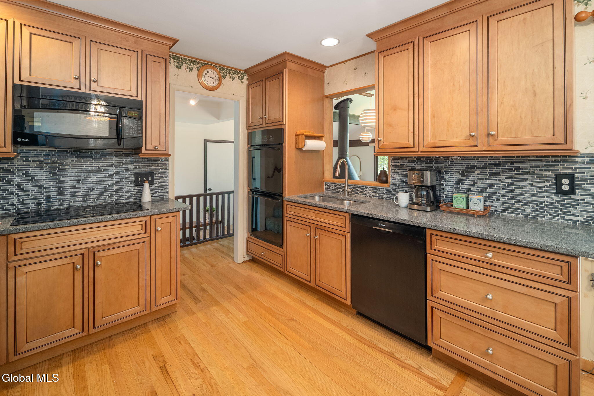 29 Richland Drive Schenectady NY 12302