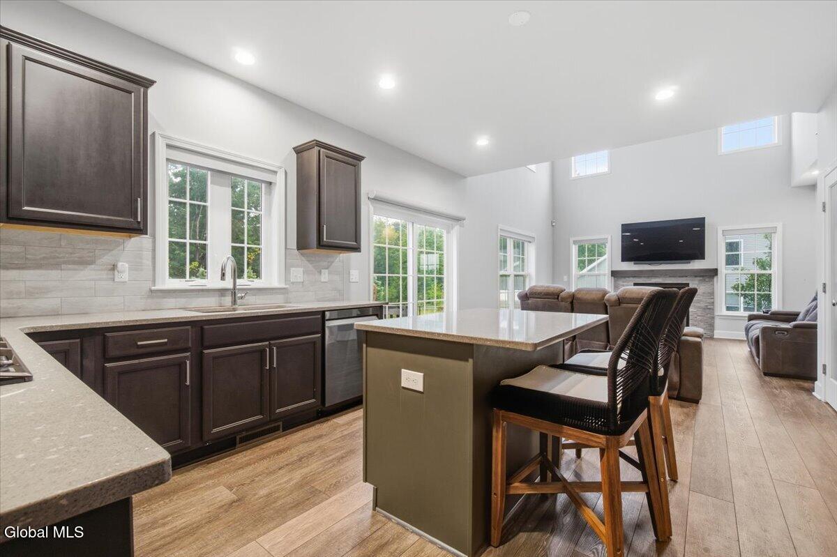 7 Cragmoor Lane Colonie NY 12205