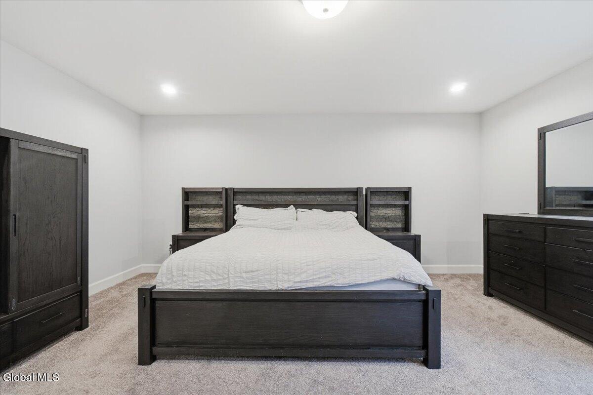 7 Cragmoor Lane Colonie NY 12205