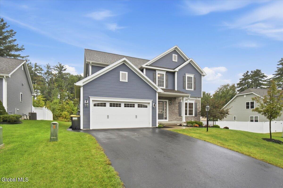 7 Cragmoor Lane Colonie NY 12205