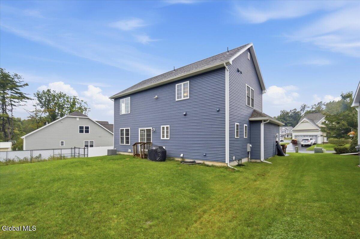 7 Cragmoor Lane Colonie NY 12205