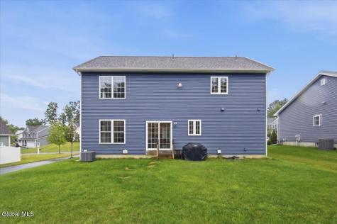 7 Cragmoor Lane Colonie NY 12205