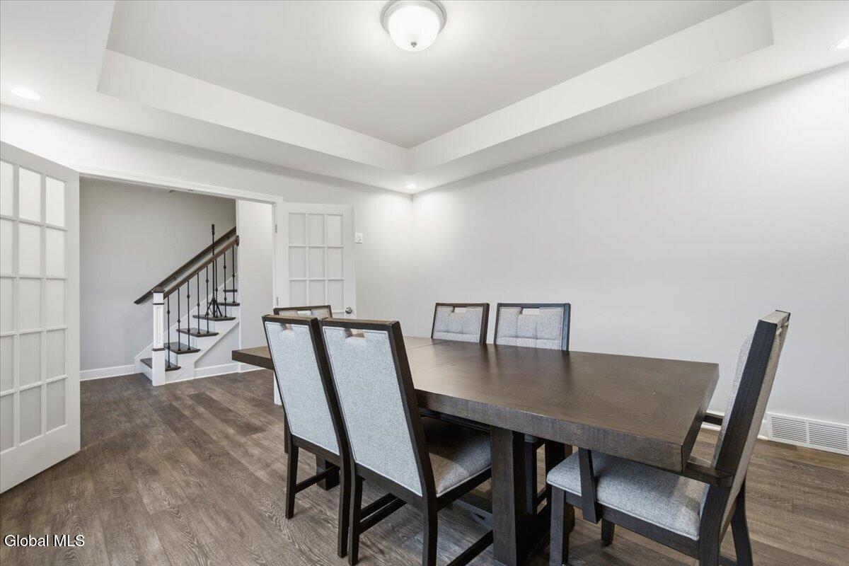 7 Cragmoor Lane Colonie NY 12205