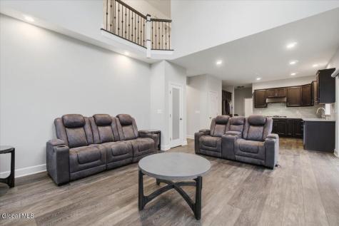 7 Cragmoor Lane Colonie NY 12205