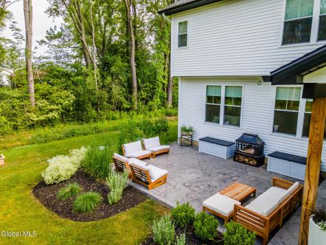 7099 Chandler Road Guilderland NY 12009