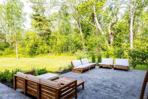 7099 Chandler Road Guilderland NY 12009