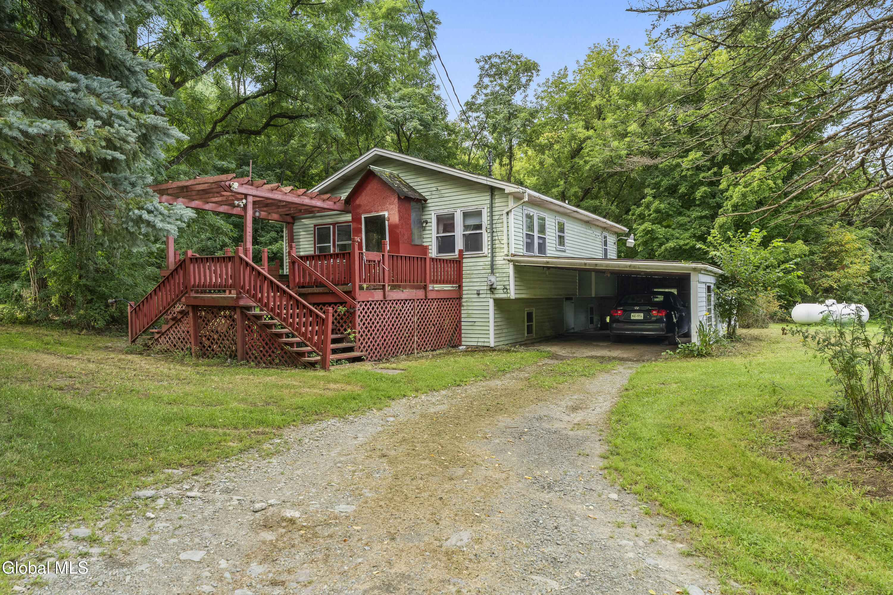 3908 New York 7 Hoosick Falls NY 12090